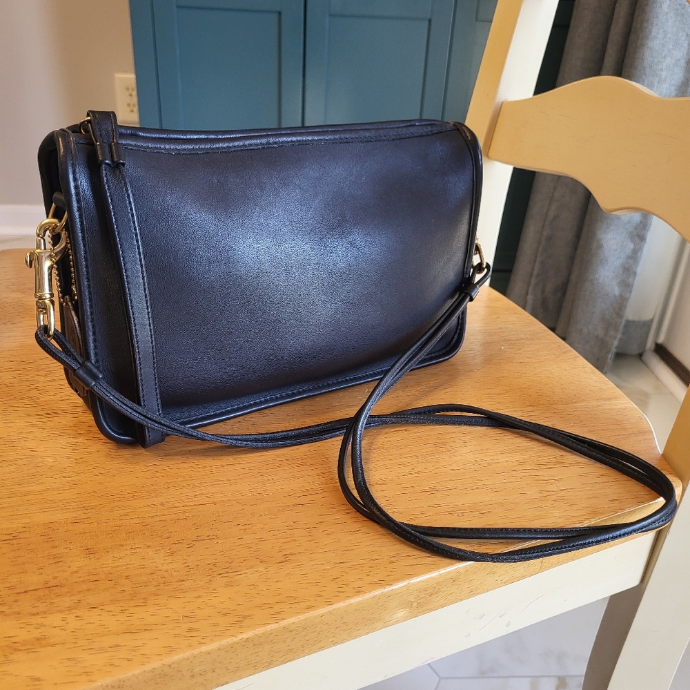 Vintage Coach 9455 Basic Bag/Zippered Clutch Black